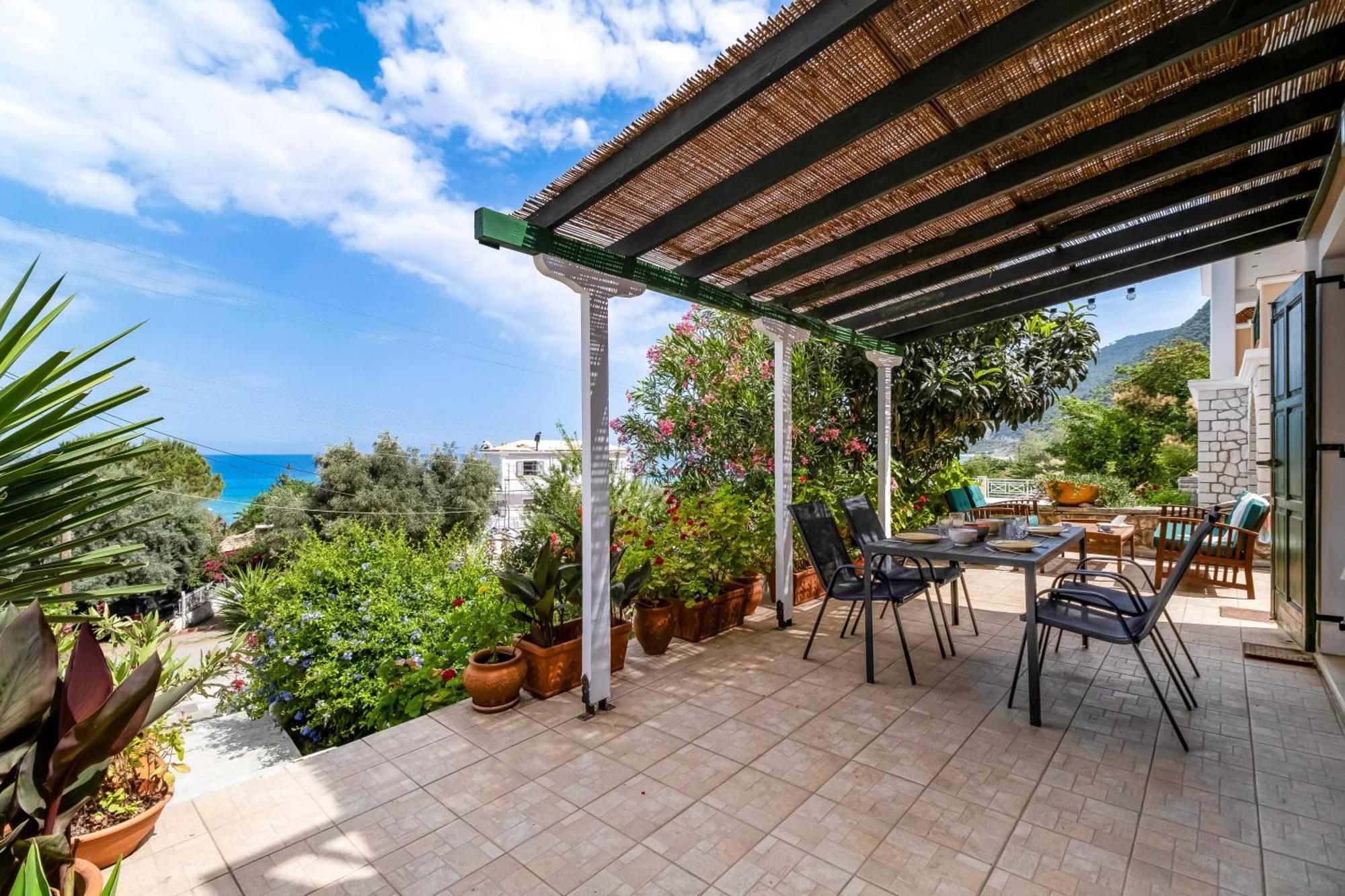 Theasea House Apartamento Áyios Nikítas Exterior foto